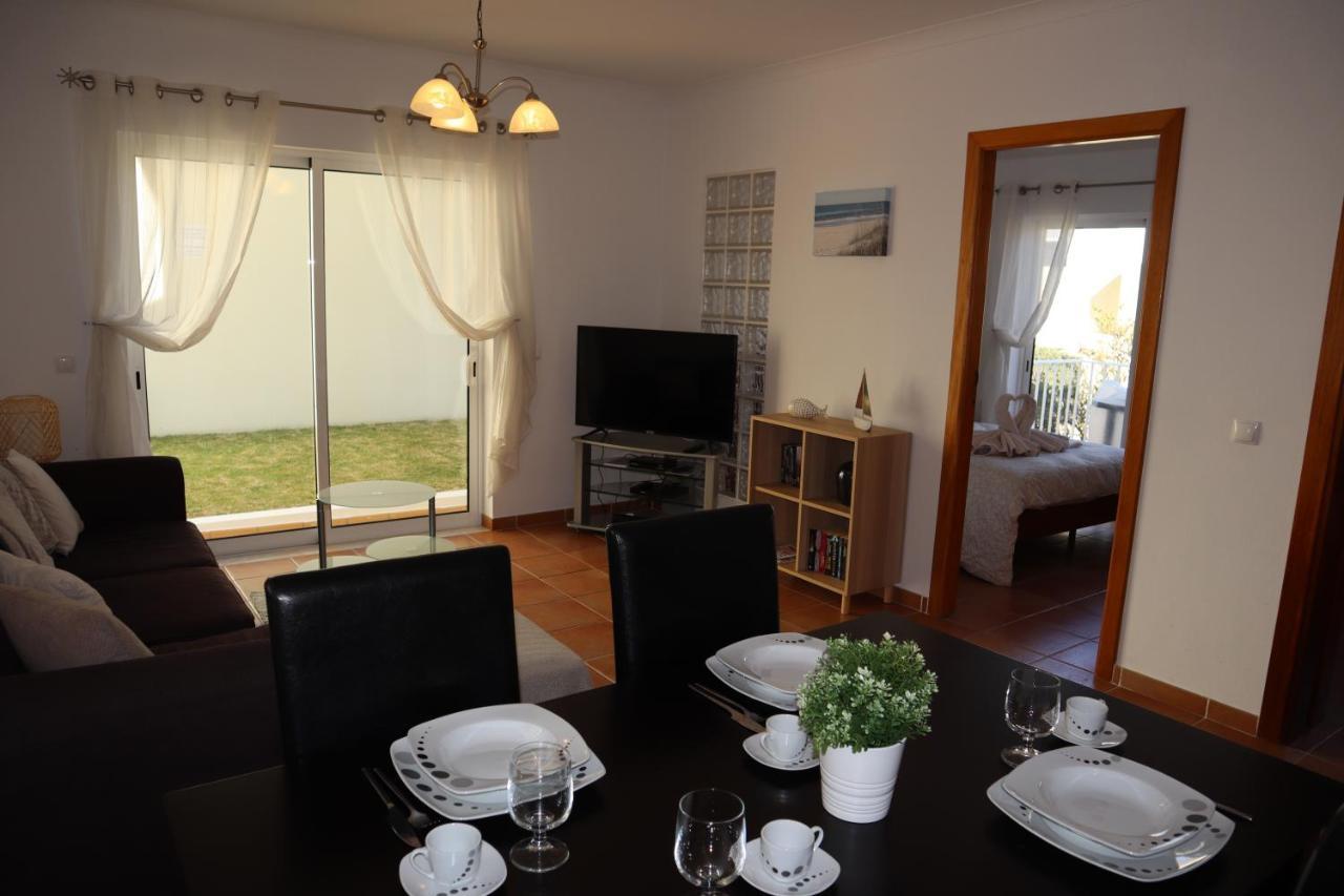 Apartamento Nathalie A 100M Da Praia カルヴォエイロ エクステリア 写真